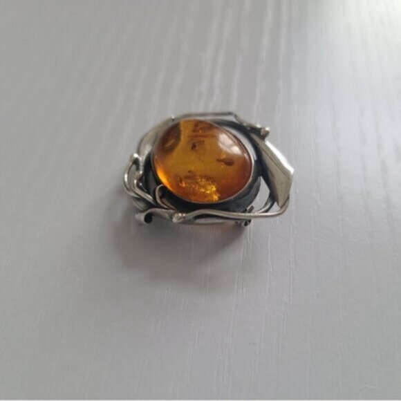 Vintage Boho Sterling Silver Oval Amber Cabochon Leaf Embellished Brooch - Picture 4 of 7